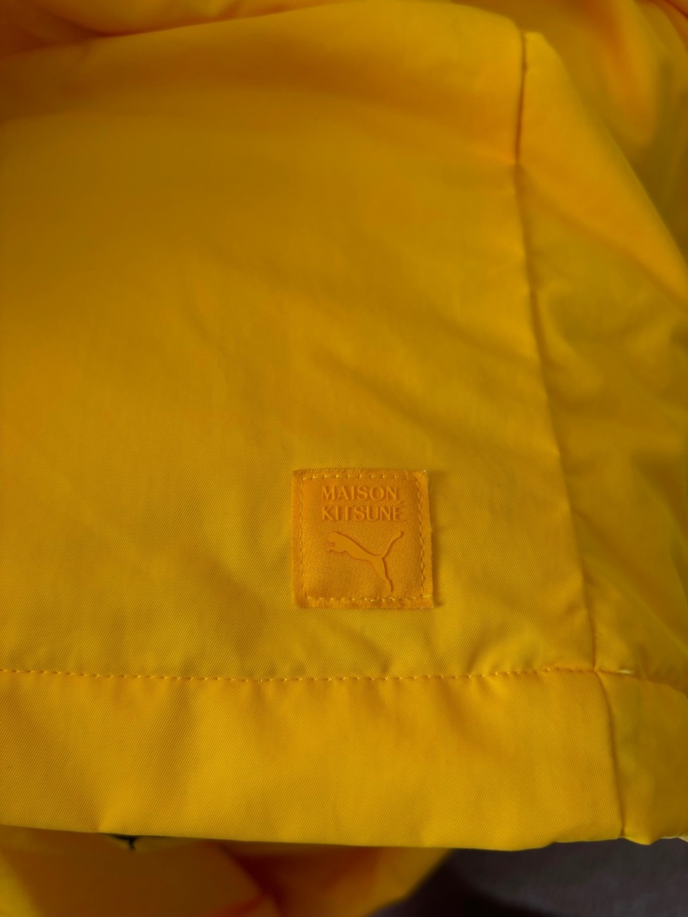 Puma Madison Yellow Packable Shell Jacket with Subtle Logo Patch - Picture 5 of 10